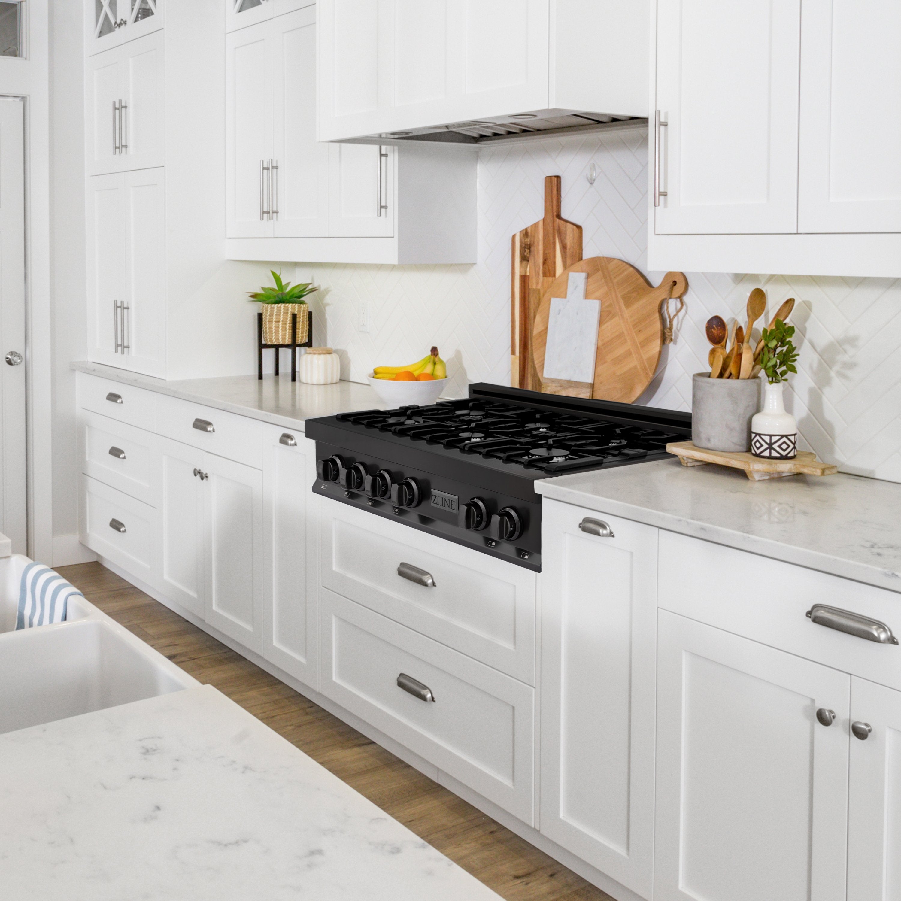 Therangehoodstore.com, ZLINE 30 in. Porcelain Rangetop in Black Stainless with 4 Gas Burners (RTB), RTB-30,