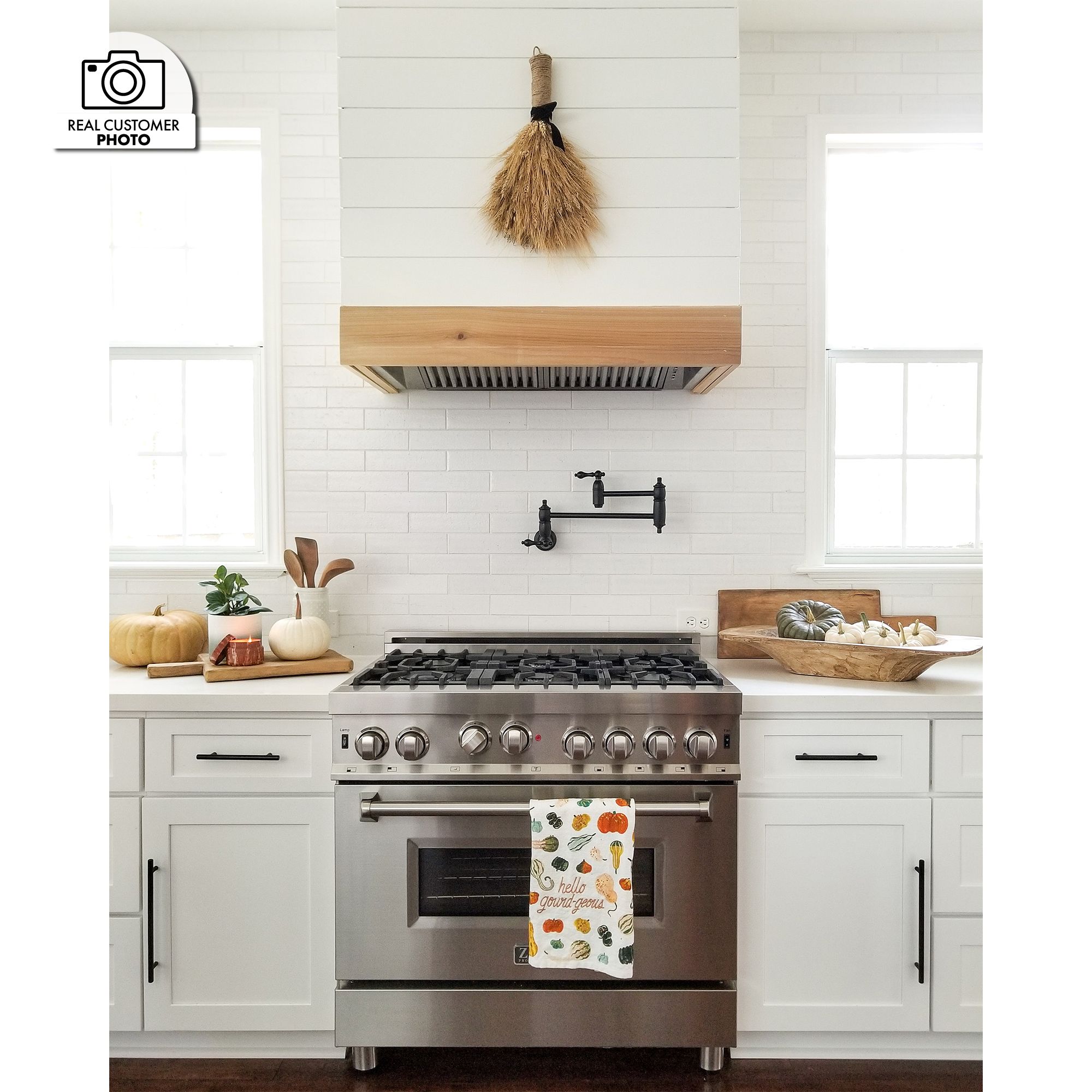 ZLINE Kitchen and Bath, ZLINE Outdoor Range Hood Insert In Stainless Steel (721-304), 721-304-34,